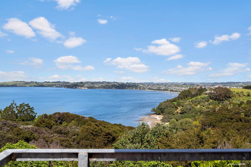 18 Puriri Place, Sandspit, Warkworth - Carousel 1