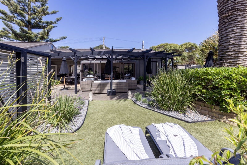1A Arawa Street, Raumati Beach, Paraparaumu - Carousel 1