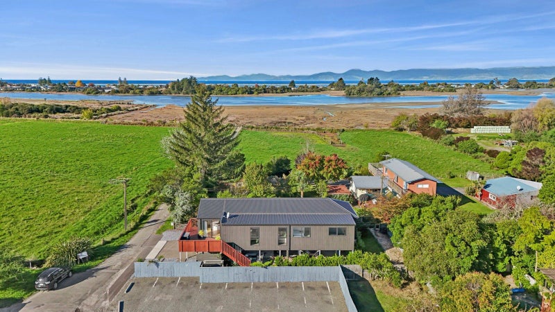 8 Courtney Street East, Motueka - Carousel 15