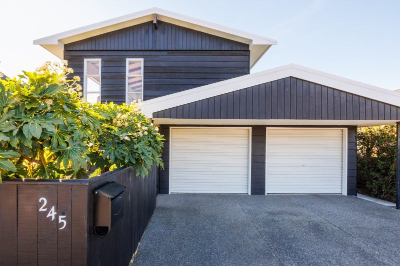 245 Victoria Avenue, Hokowhitu, Palmerston North - Carousel 2