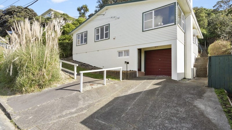 101 Miramar North Road, Miramar, Wellington - Carousel 1
