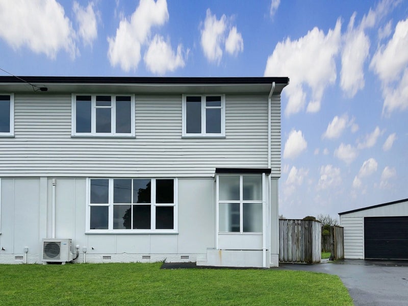 6 Devon Crescent, Bulls - Carousel 1