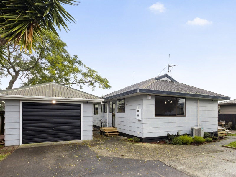 52B Lloyd Drive, Nawton, Hamilton - Carousel 1