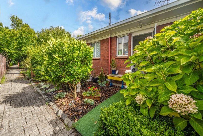 2/12 Mattson Road, Pakuranga, Auckland - Carousel 1