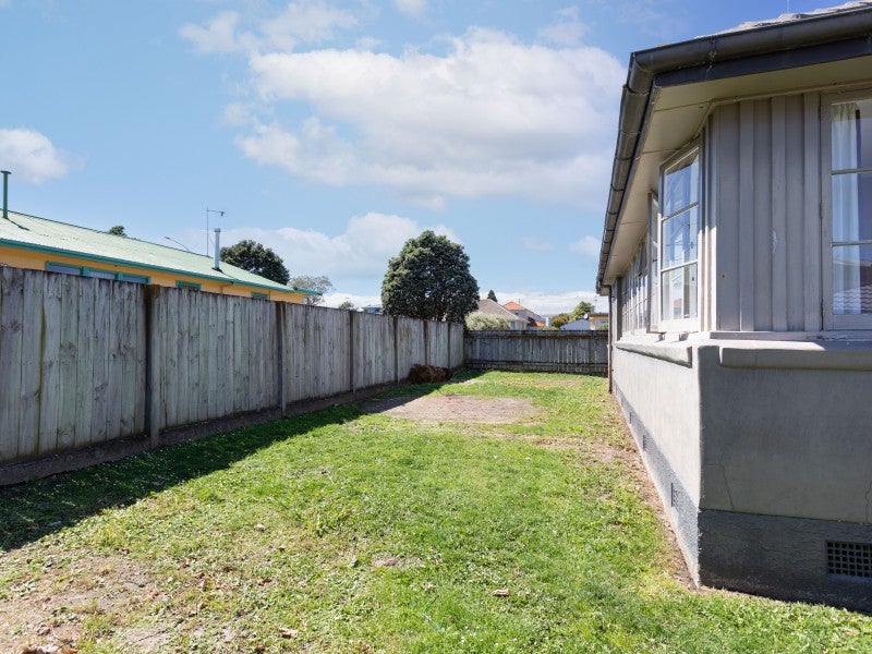 38 Manawatu Street, Hokowhitu, Palmerston North - Carousel 12