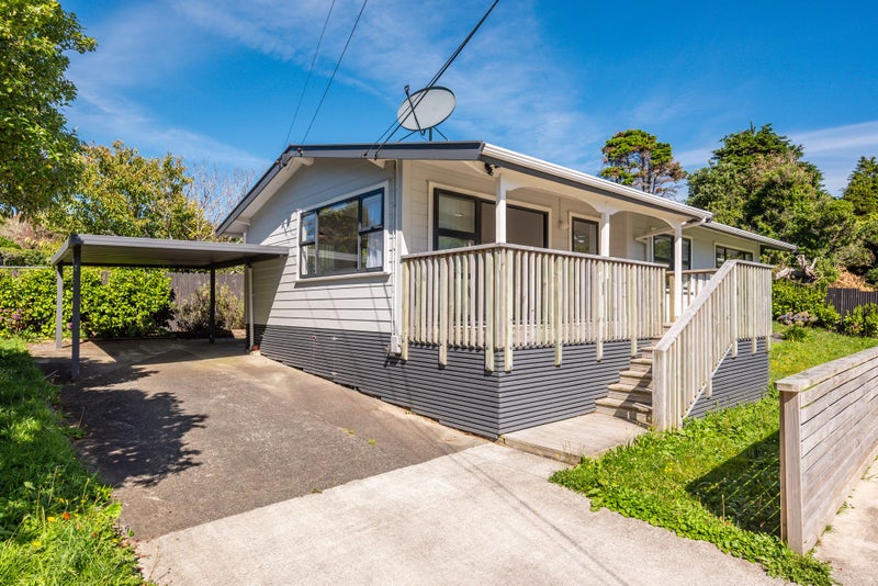 30 Middleton Road, Johnsonville, Wellington - Carousel 1