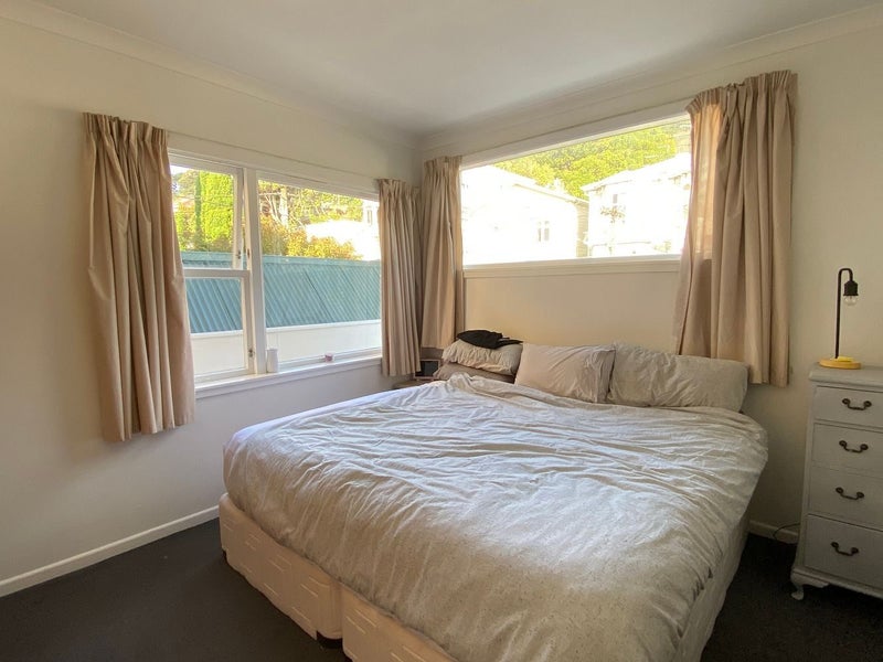 4/41 Home Street, Mount Victoria, Wellington - Carousel 2