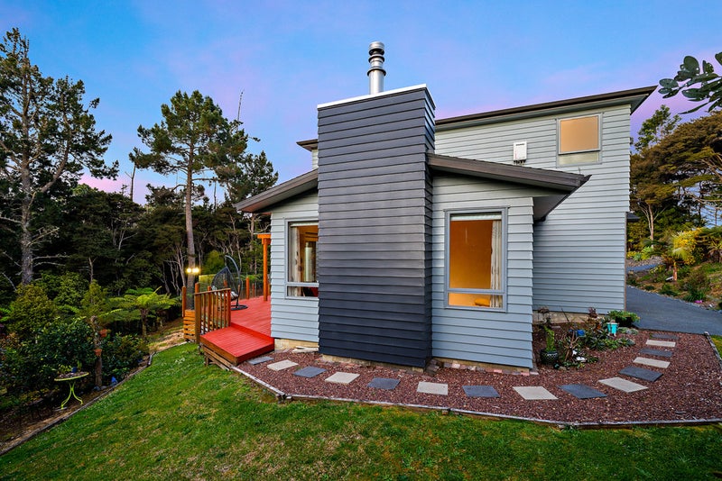16 Hobson Heights Road, Lucas Heights, Auckland - Carousel 1