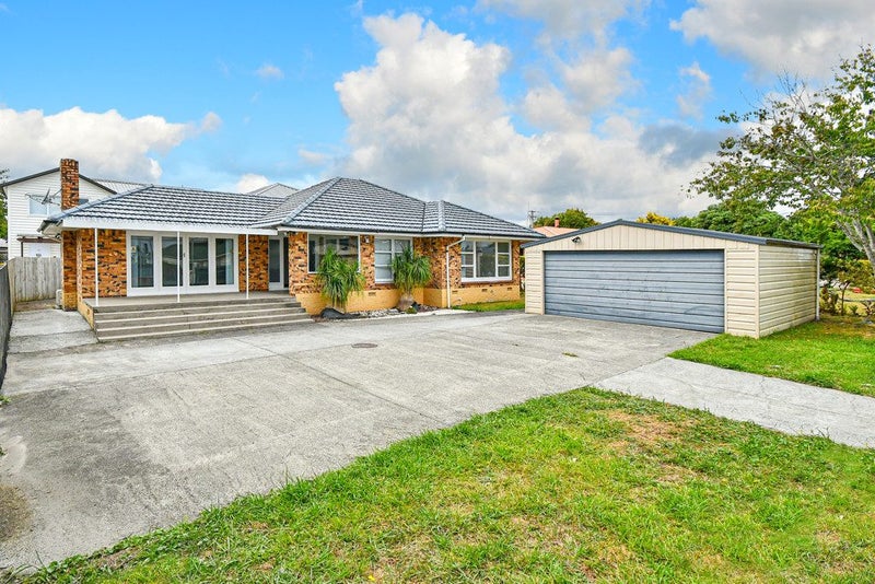 21 Grove Road, Papakura - Carousel 1