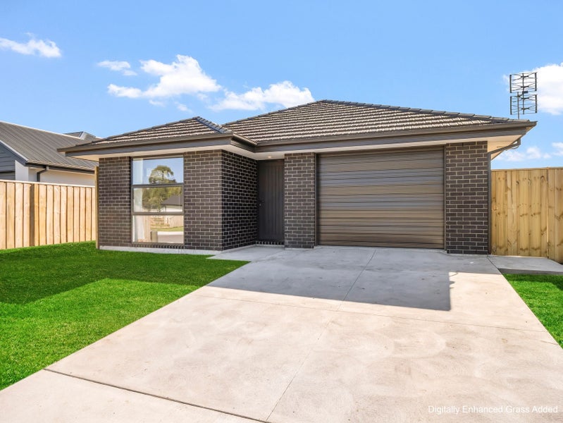 31 Wilkin Road, Woodend, Woodend - Carousel 1