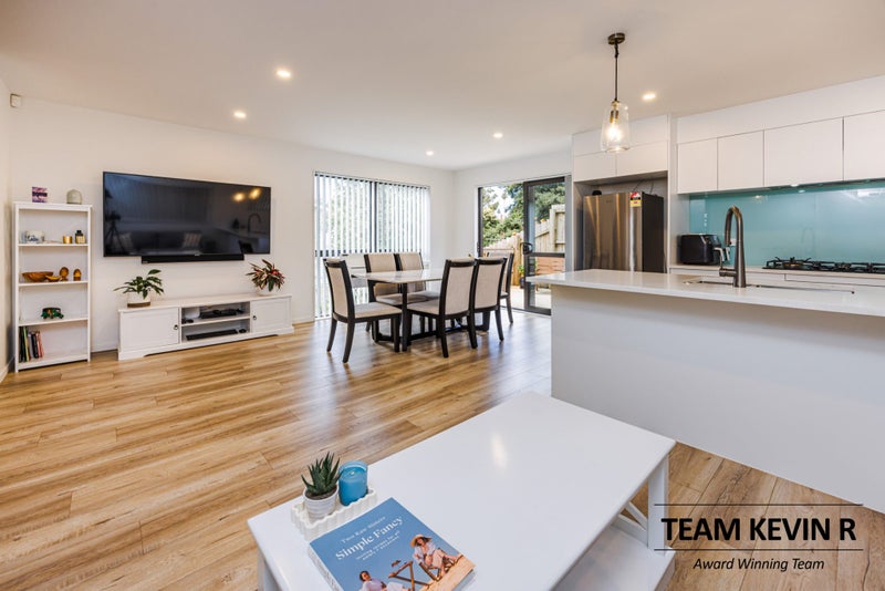 33 Tamaki Avenue, Otahuhu, Auckland - Carousel 2