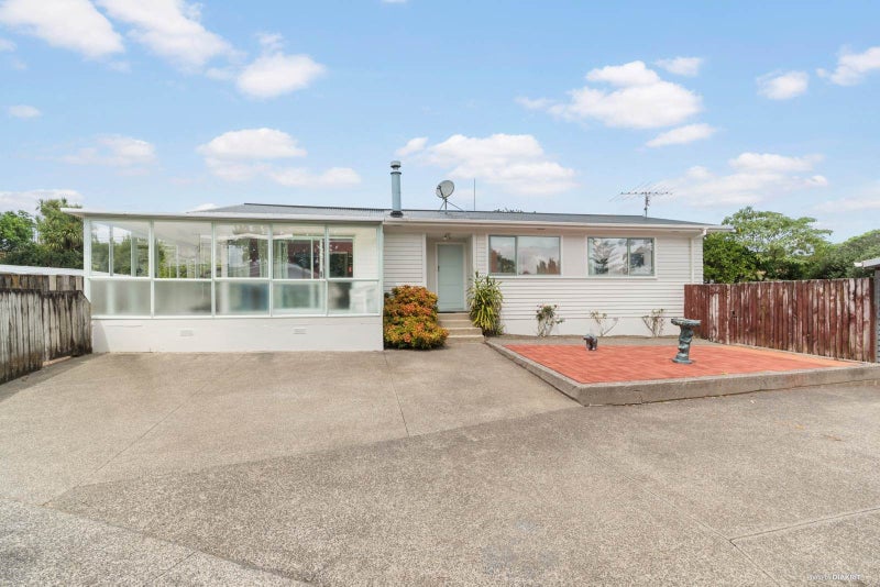 86 Lauderdale Road, Birkdale, Auckland - Carousel 1