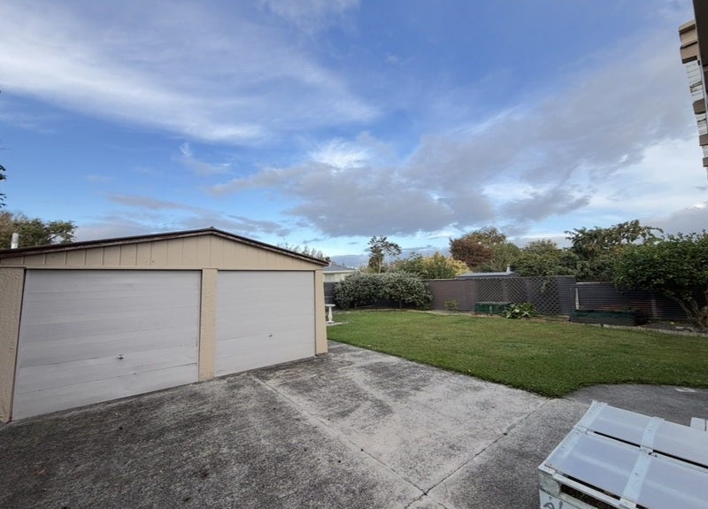 9 Mokau Place, Terrace End, Palmerston North - Carousel 10