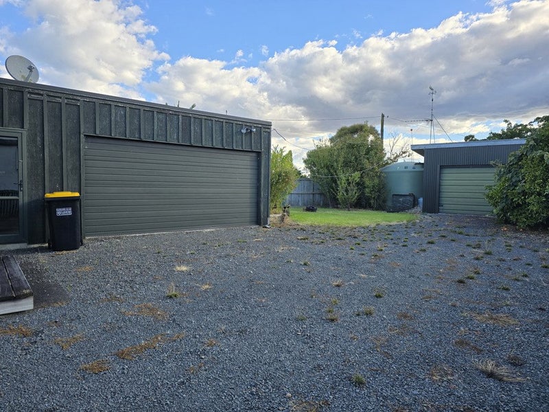 1251 East Coast Road, WHAKATIWAI, MIRANDA - Carousel 12