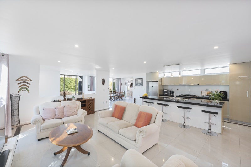 217A East Coast Road, Campbells Bay, Auckland - Carousel 2