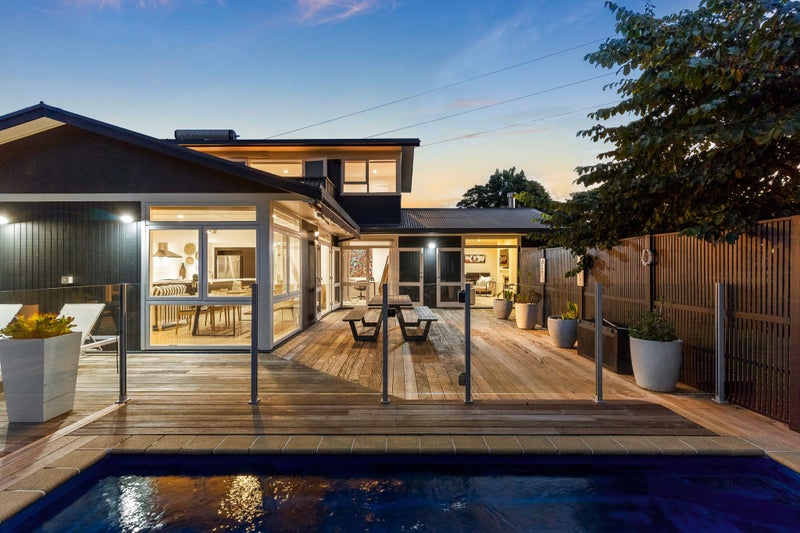 189 Upper Harbour Drive, Greenhithe, Auckland - Carousel 1