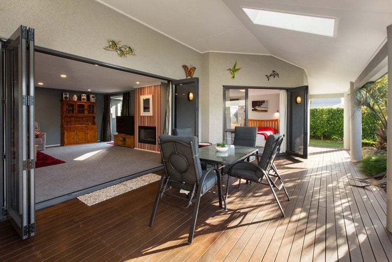 26 Bowentown Boulevard, Bowentown, Waihi Beach - Carousel 1