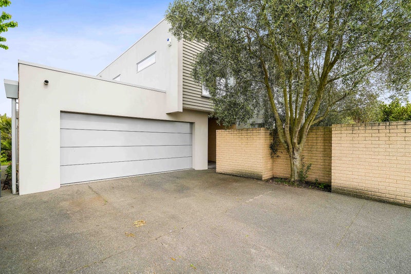 24 Dinton Street, Russley, Christchurch - Carousel 1