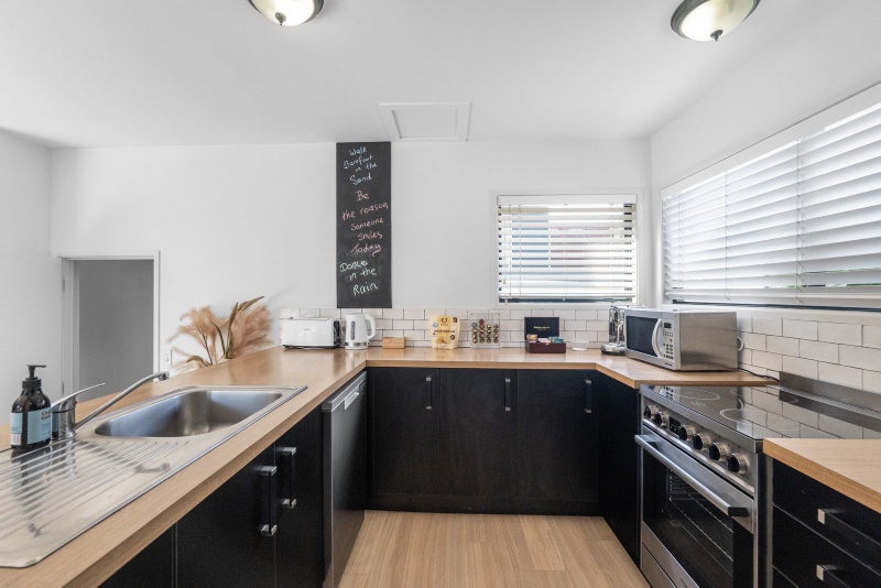 31A Campbell Road, Mount Maunganui, Mount Maunganui - Carousel 2