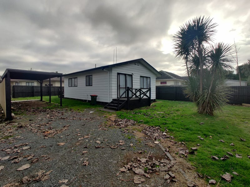 180 Old Wairoa Road, Papakura, Papakura - Carousel 1