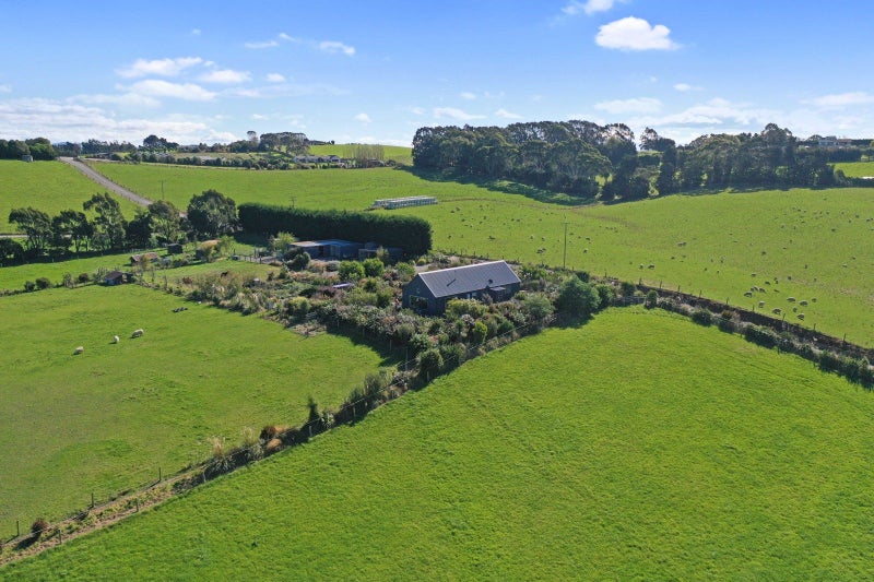 1/102 Beach Road, Awamoa, Oamaru - Carousel 1