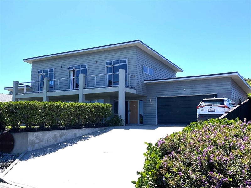 4 Karoro Place, Karoro, Greymouth - Carousel 1