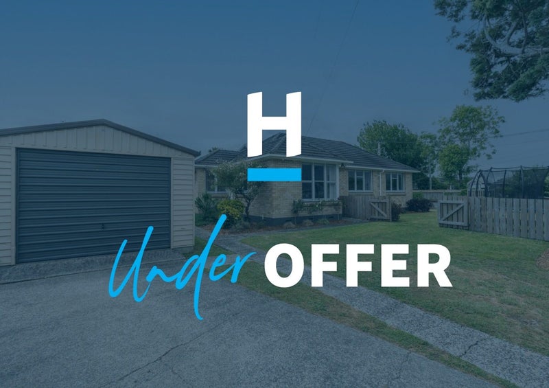 45 Yeats Crescent, Fairfield, Hamilton - Carousel 1