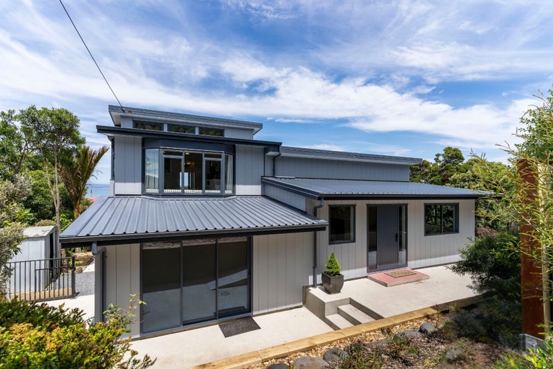 24 Queen Street, Brighton, Dunedin - Carousel 2
