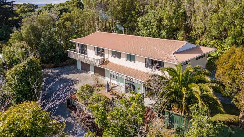 53 Arawhata Street, Ranui, Porirua - Carousel 1