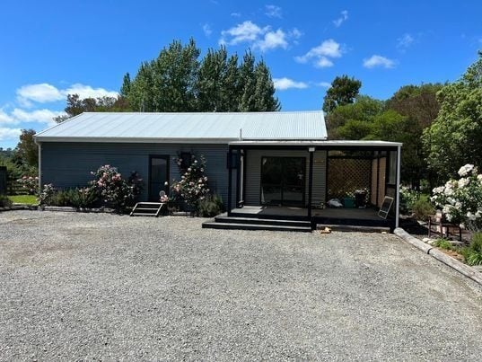 241 Gordon Street, Lansdowne, Masterton - Carousel 1