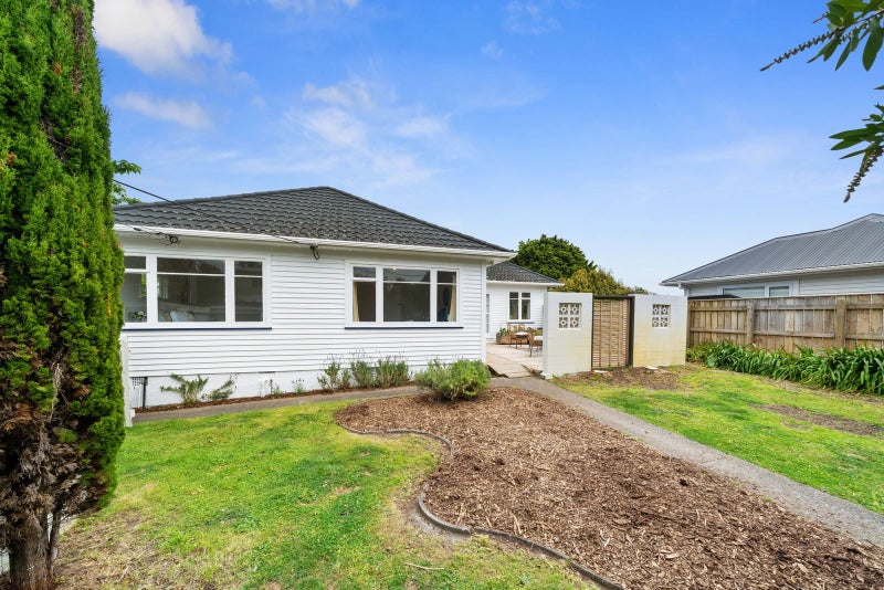 12 Karaka Grove, Raumati Beach, Paraparaumu - Carousel 2
