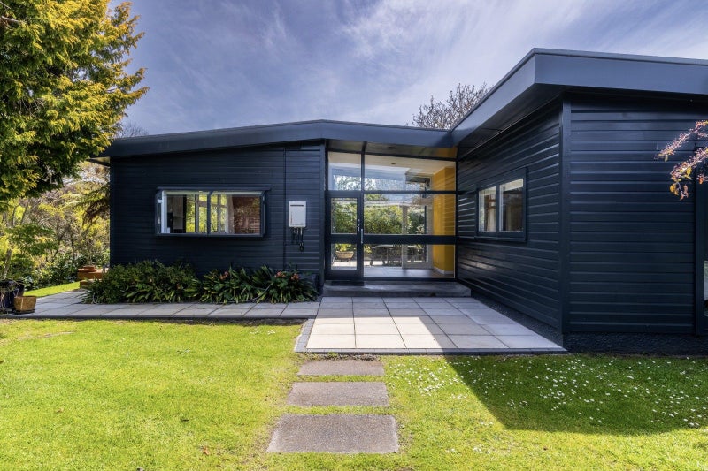 9B Peakes Road, Saint Johns Hill, Whanganui - Carousel 1