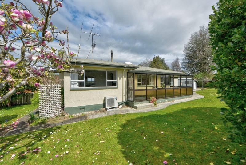 3 Takitimu Street, Gore, Gore - Carousel 1