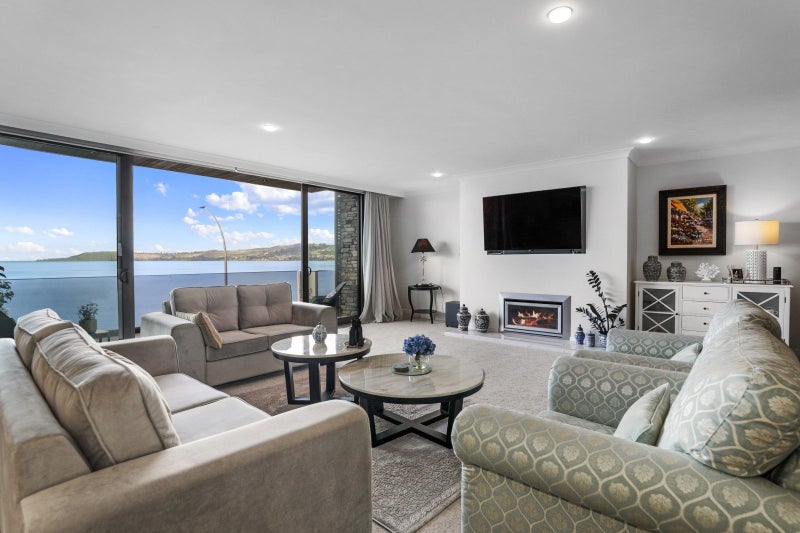 9/88 Lake Terrace, Taupo - Carousel 1