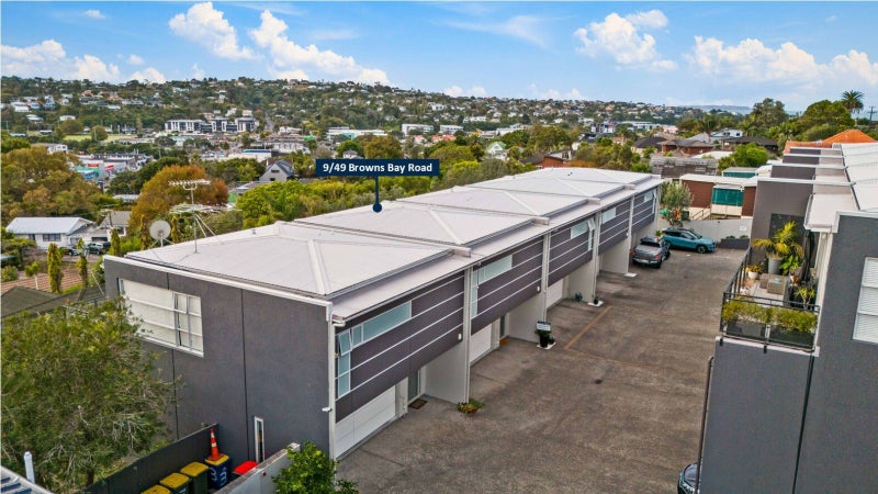 9/49 Browns Bay Road, Browns Bay, Auckland - Carousel 1