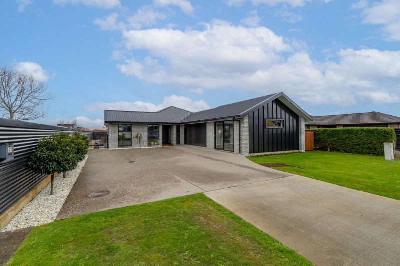 47 Palmer Street, Grasmere, Invercargill - Carousel 1