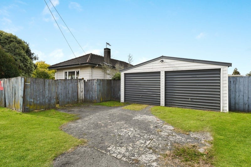 184 Clyde Street, Hamilton East, Hamilton - Carousel 11