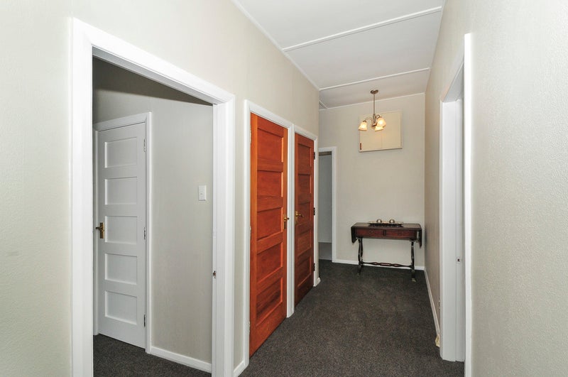 1/3 Scanlan Street, Avalon, Lower Hutt - Carousel 19