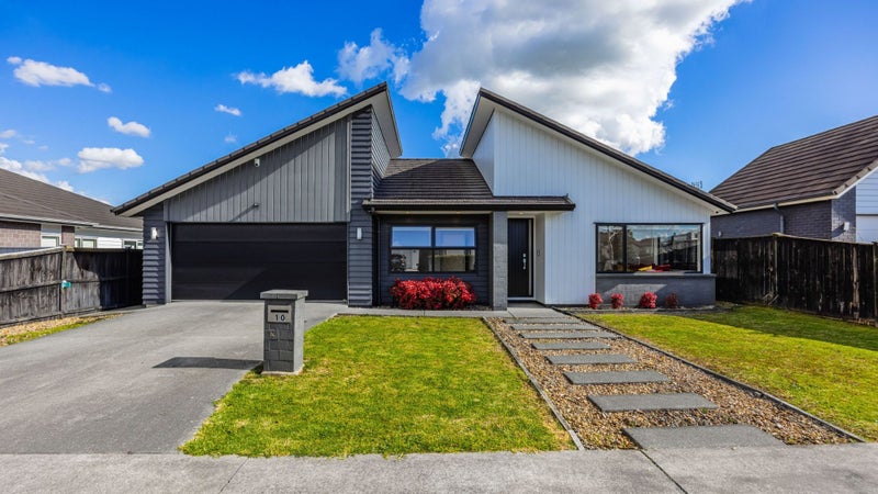 10 Brumbie Way, Karaka, Papakura - Carousel 1