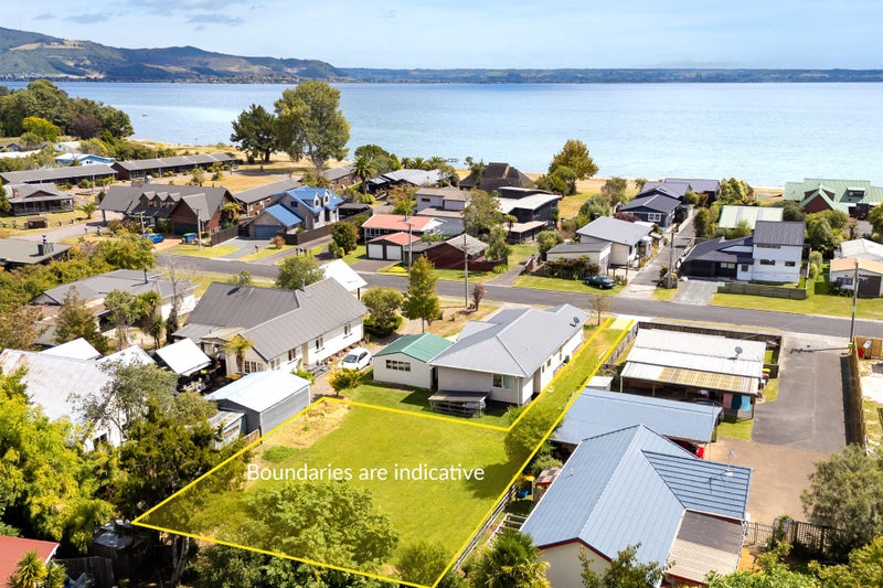 8 Holden Avenue, Holdens Bay, Rotorua - Carousel 1