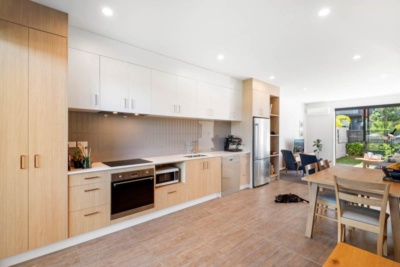 Property Valuation for 2/9 Eastview Rd, Glen Innes, Auckland Trade Me