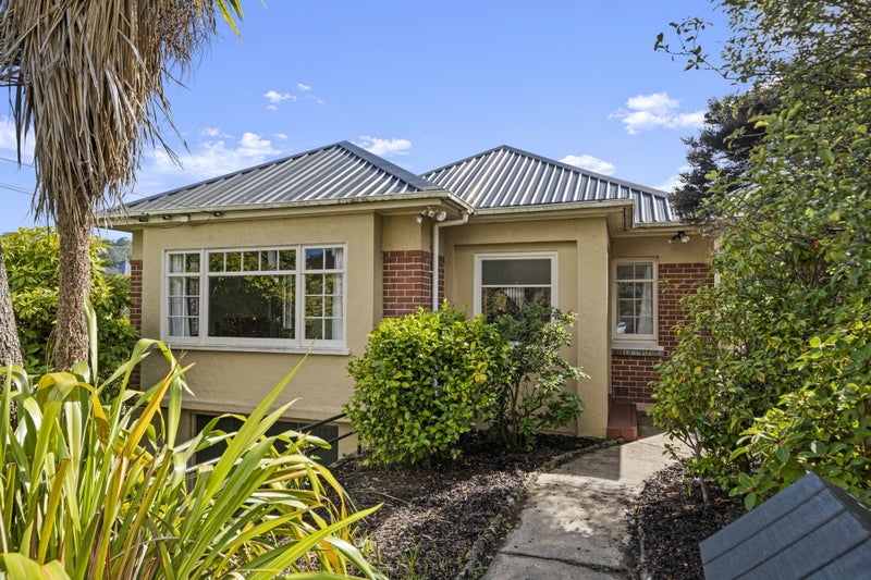 51 Glendining Avenue, North East Valley, Dunedin - Carousel 1
