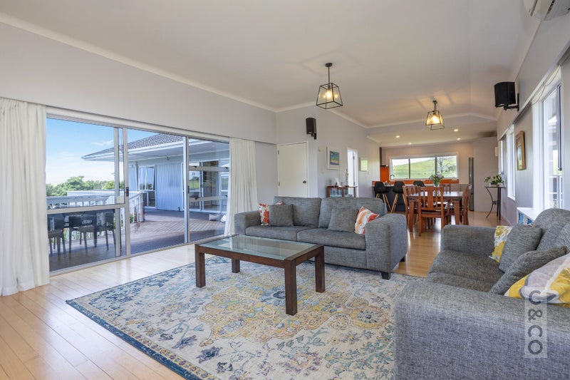 83 Mount Albion Rise, Taupaki, Henderson - Carousel 2