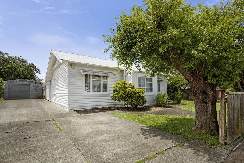 13 Valentine Street, Alicetown, Lower Hutt - Carousel 1
