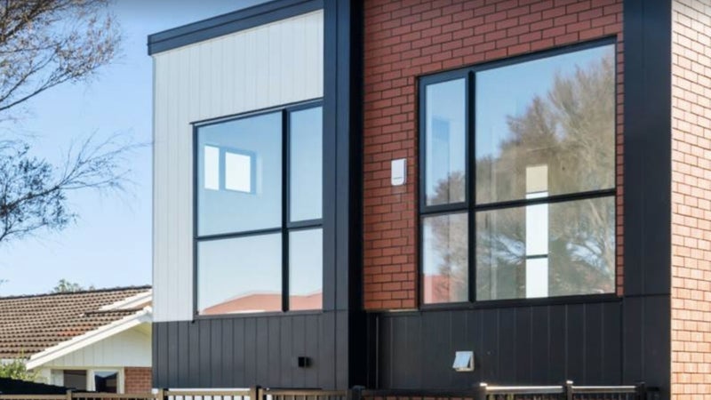 95 Walker Road, Point Chevalier, Auckland - Carousel 1