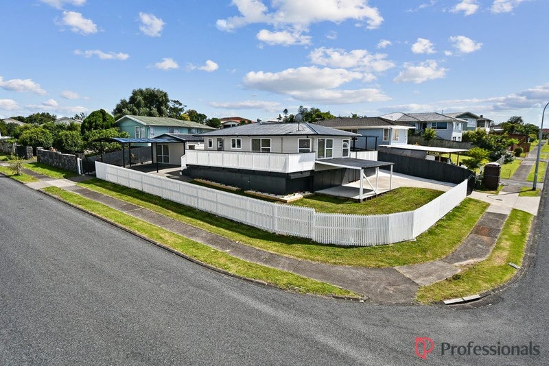 31 Ilford Crescent, Mangere, Auckland - Carousel 1