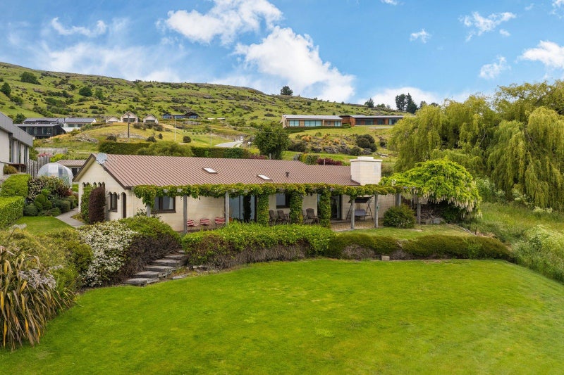 315 Peninsula Road, Kelvin Heights, Queenstown-Lakes, Otago - Carousel 1