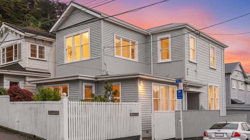10 Park Street, Thorndon, Wellington - Carousel 1