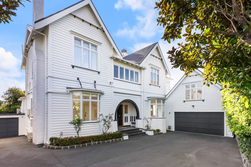 40 Orakei Road, Remuera, Auckland - Carousel 1