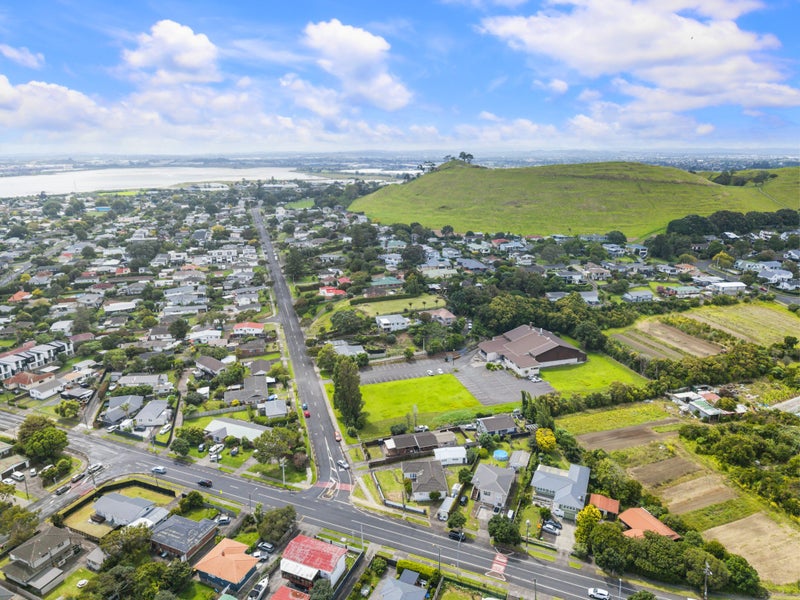 107 Taylor Road, Mangere Bridge, Auckland - Carousel 32